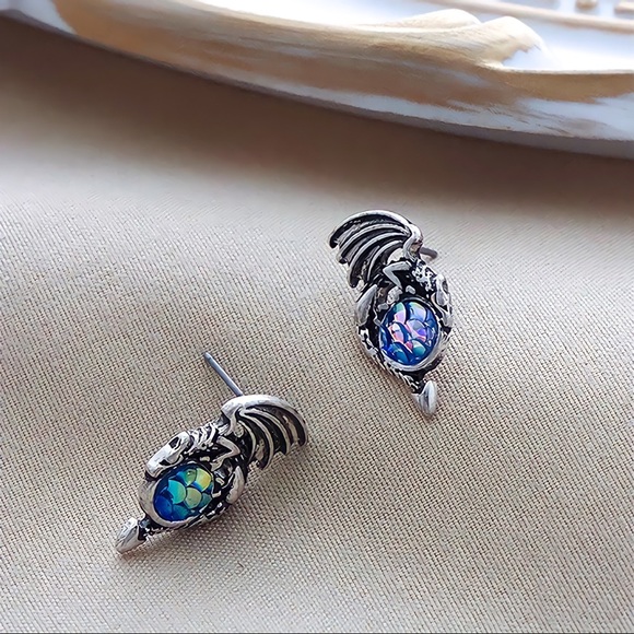 Any 2/$20! Antiqued Silver Dragons & Iridescent Mermaid Scale Stud Earrings - Picture 3 of 7